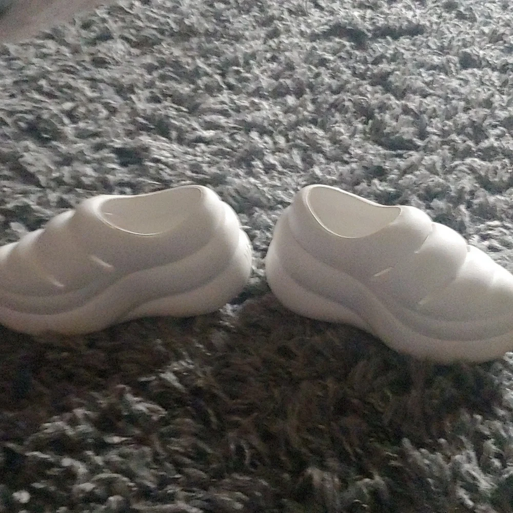 Uggs white yesh - Picture 4 of 4